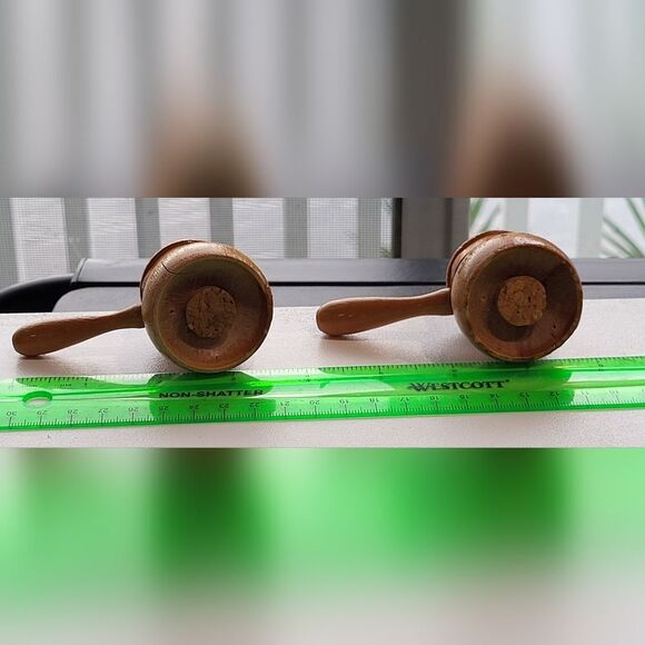 Vintage wooden S&P Shakers, Green Lakes WS - Picture 11 of 12